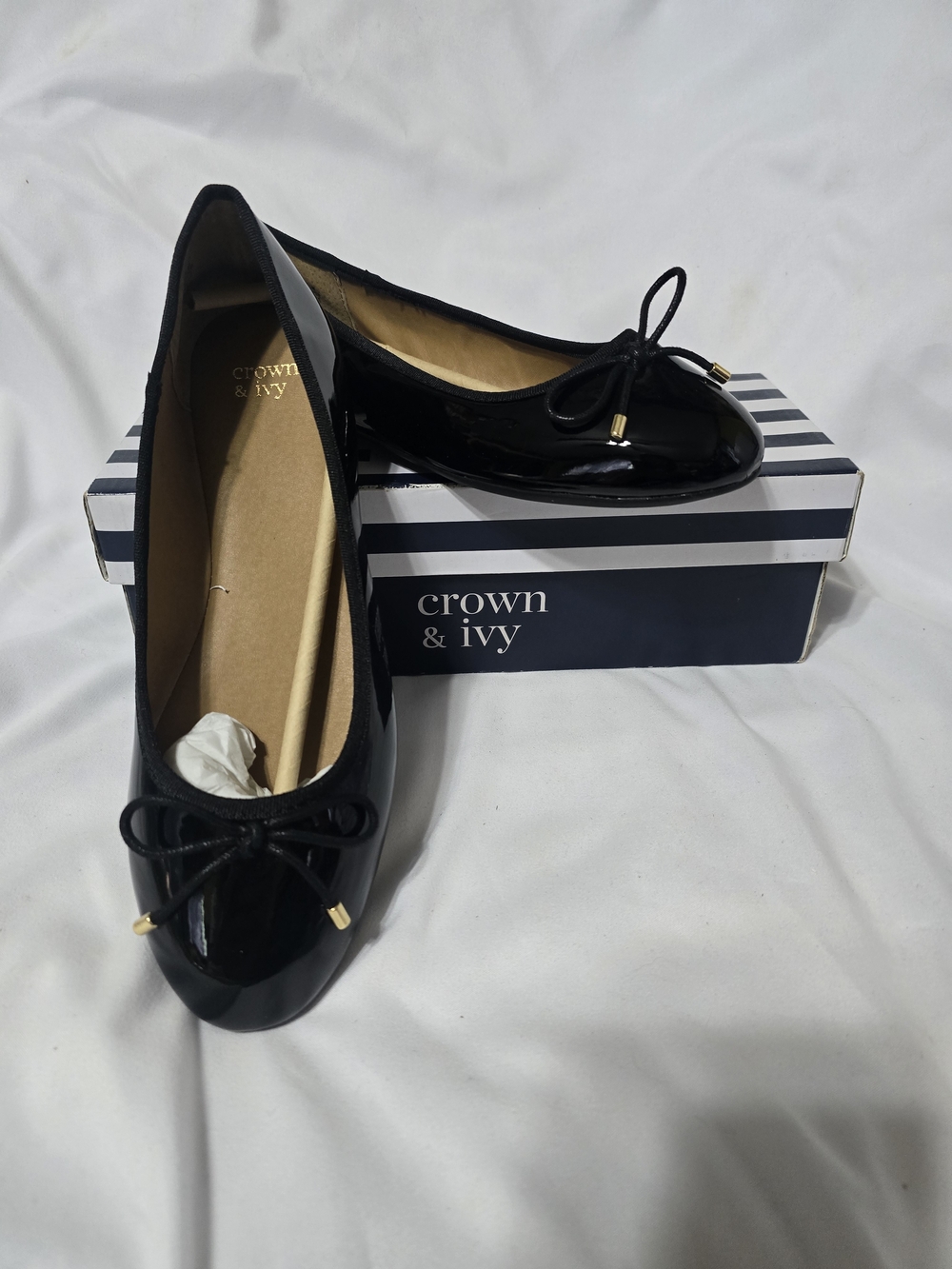 Crown & Ivy Black Patent Ballet Flats with Bow Sz. 9.5 NWT